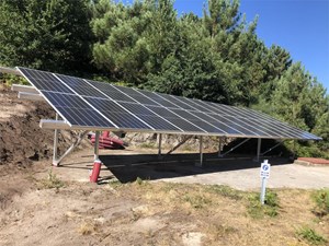¿Cómo dimensionar una bomba de agua solar para riego agrícola?