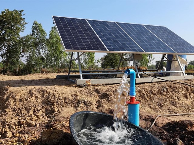 ¿Cómo funcionan los sistemas de bombeo solar?