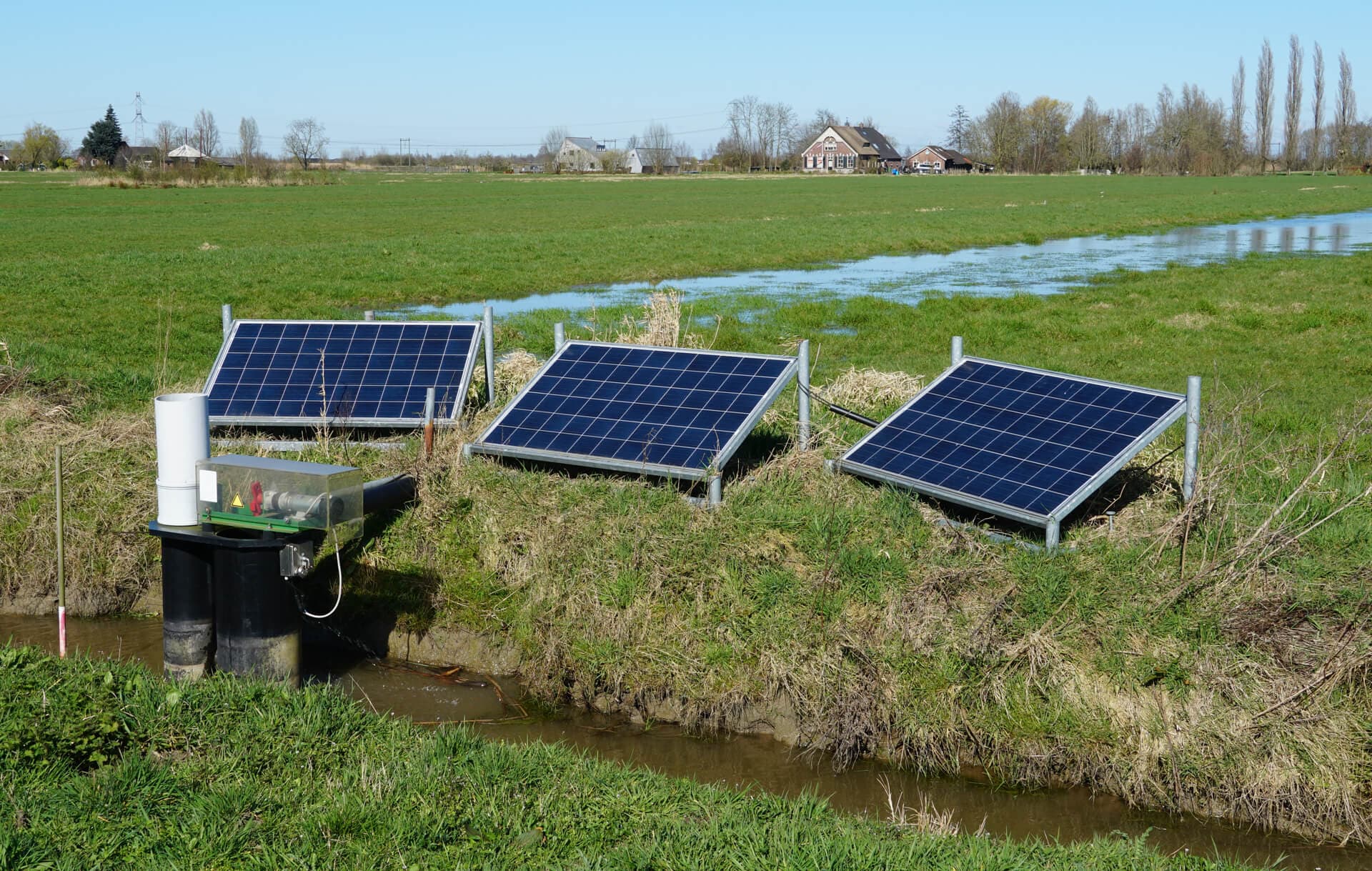 Bombas de água solares